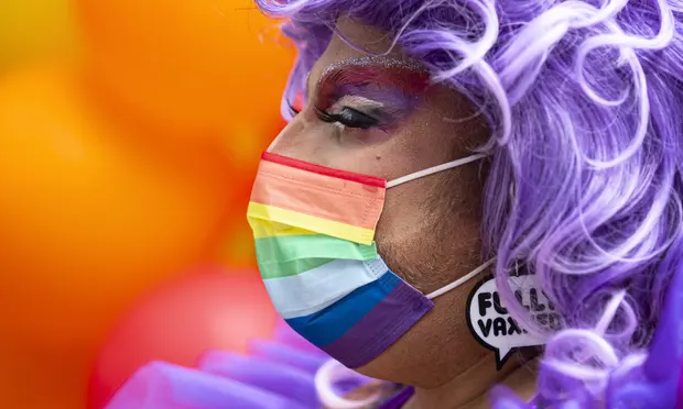 Sous la menace de groupes d’extrême droite, les séances de lecture de drag storytime à travers Victoria sont discrètement annulées