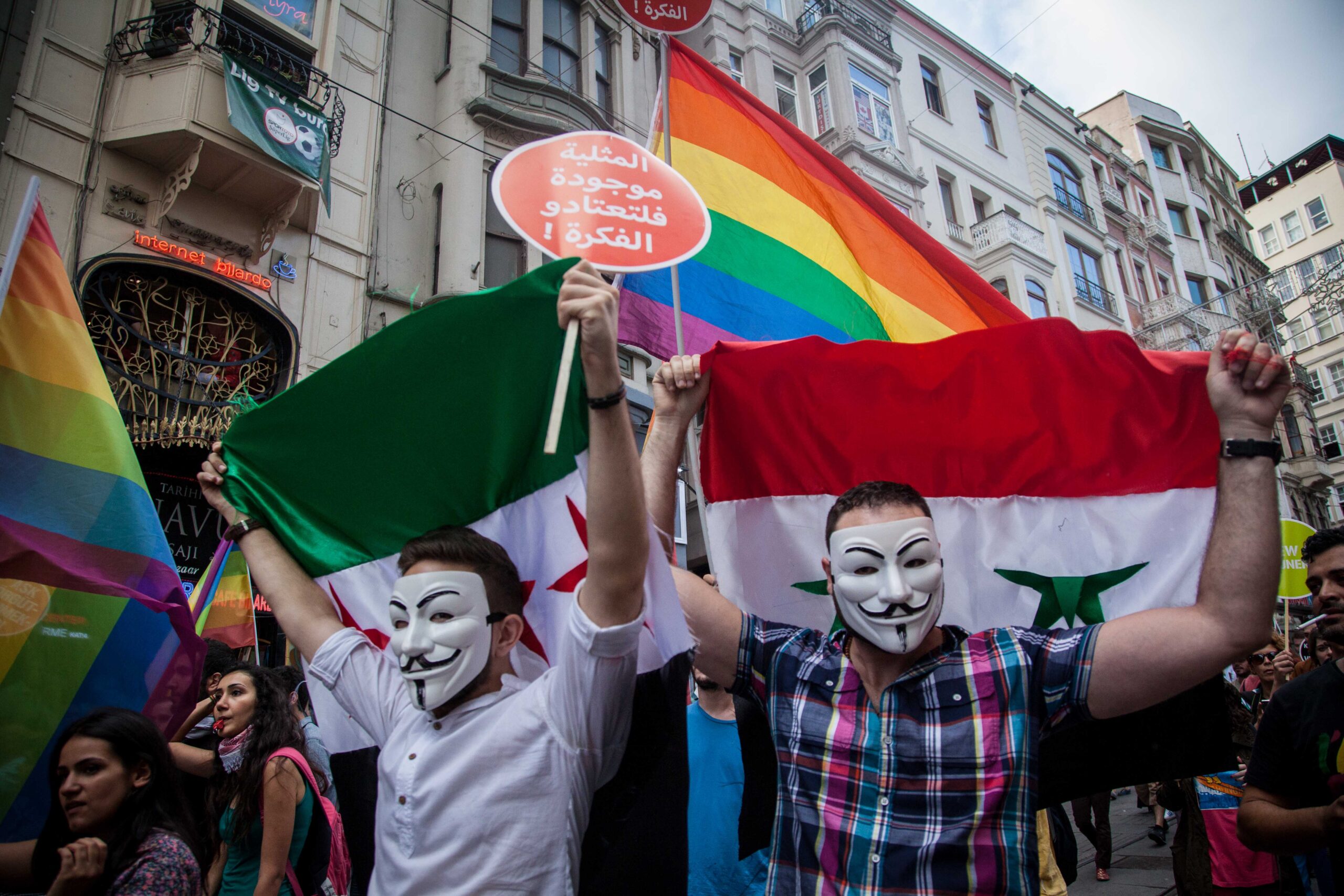 Persécution et difficultés : des réfugié·e·s LGBTQ+ de Syrie luttent pour leur sécurité au Liban